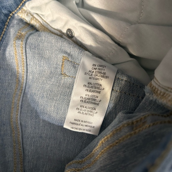 🔥Frame Denim Le Crop Mini Boot Jeans in Integrity Wash🔥 - Picture 5 of 5